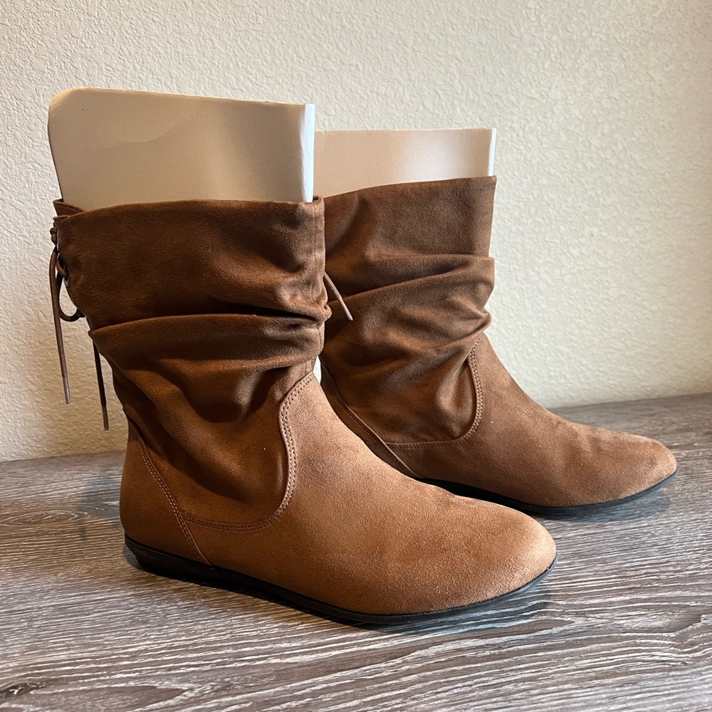 American Eagle Brown Suede Women's slouch Boots sz 8